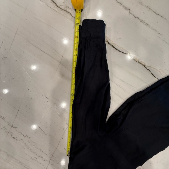 GAP Black Button Down Shirt Lightweight Casual - Picture 7 of 7